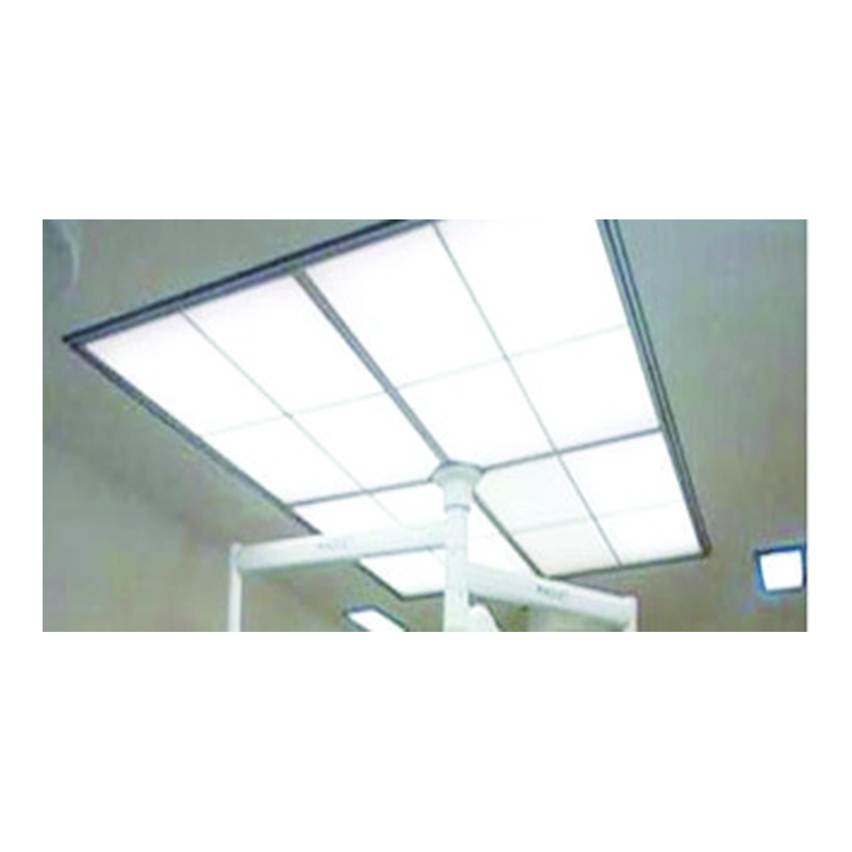 Laminar Ceiling with Air Diffusers